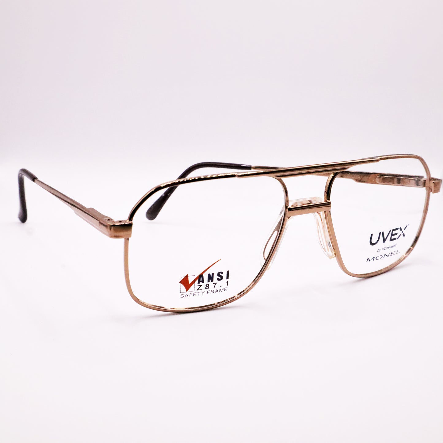 Titmus PC250SWA - BRN angle