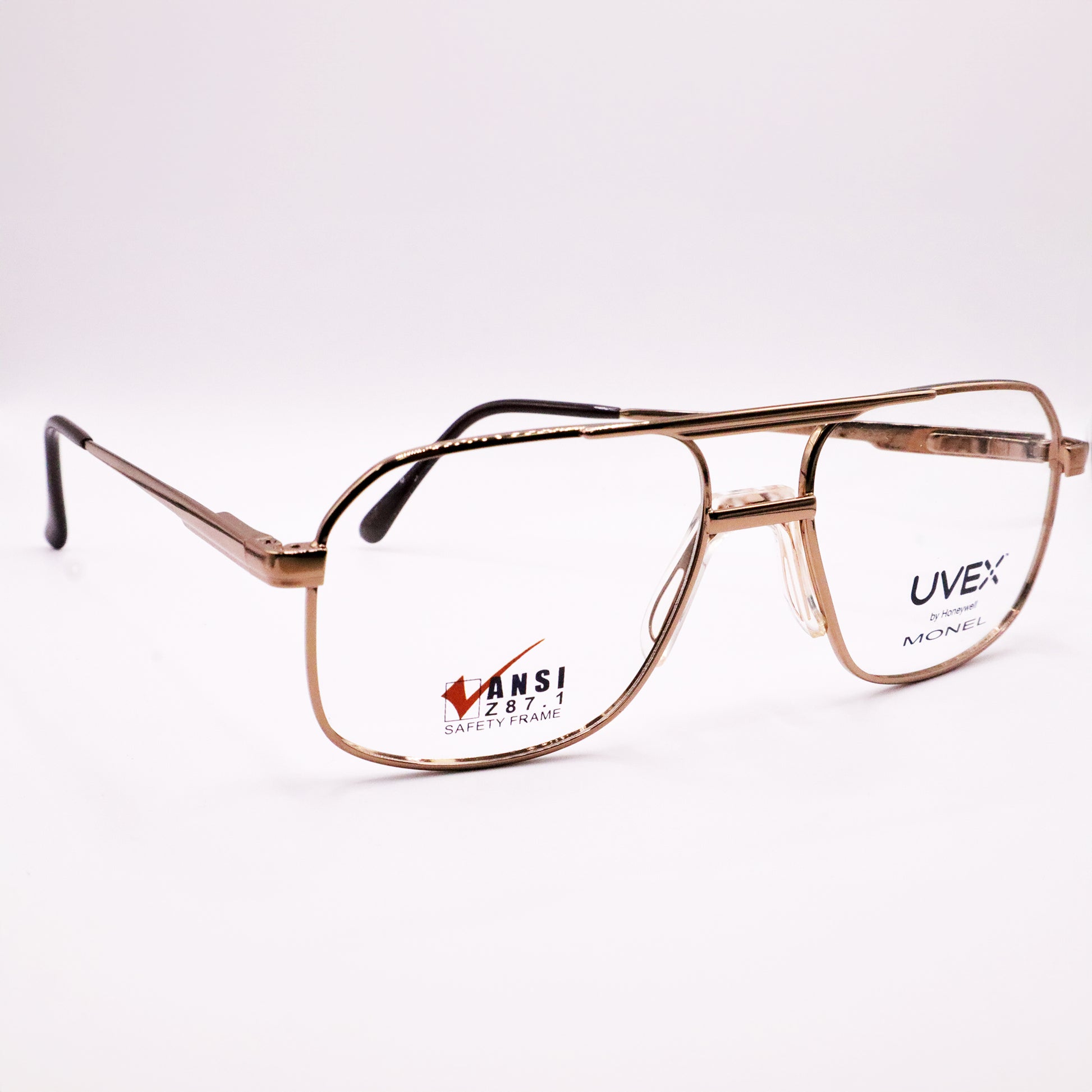 Titmus PC250SWA - BRN angle