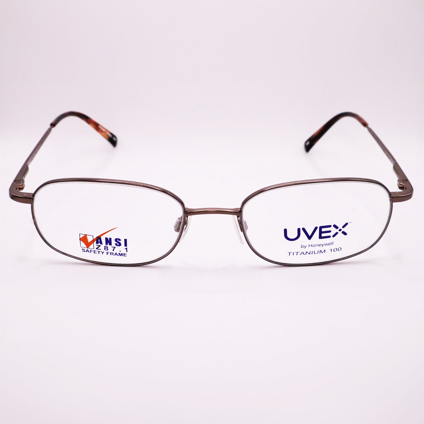 Titmus EXT11 - BRN front