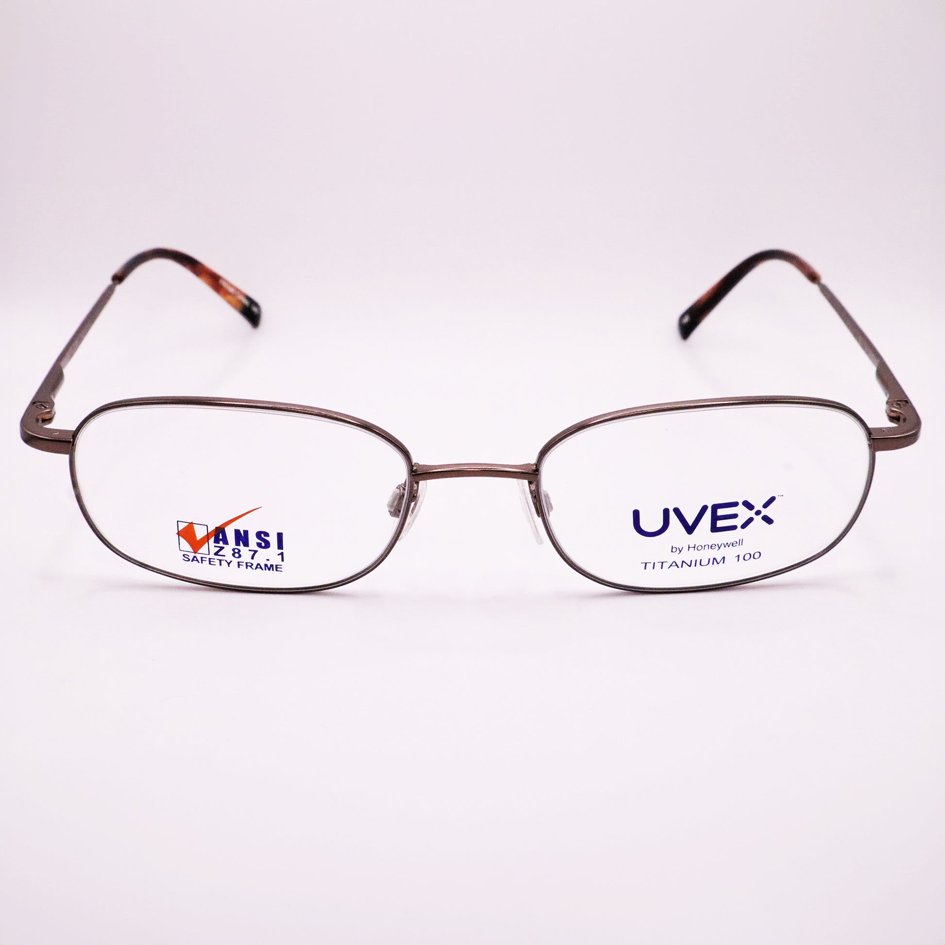 Titmus EXT11 - BRN front