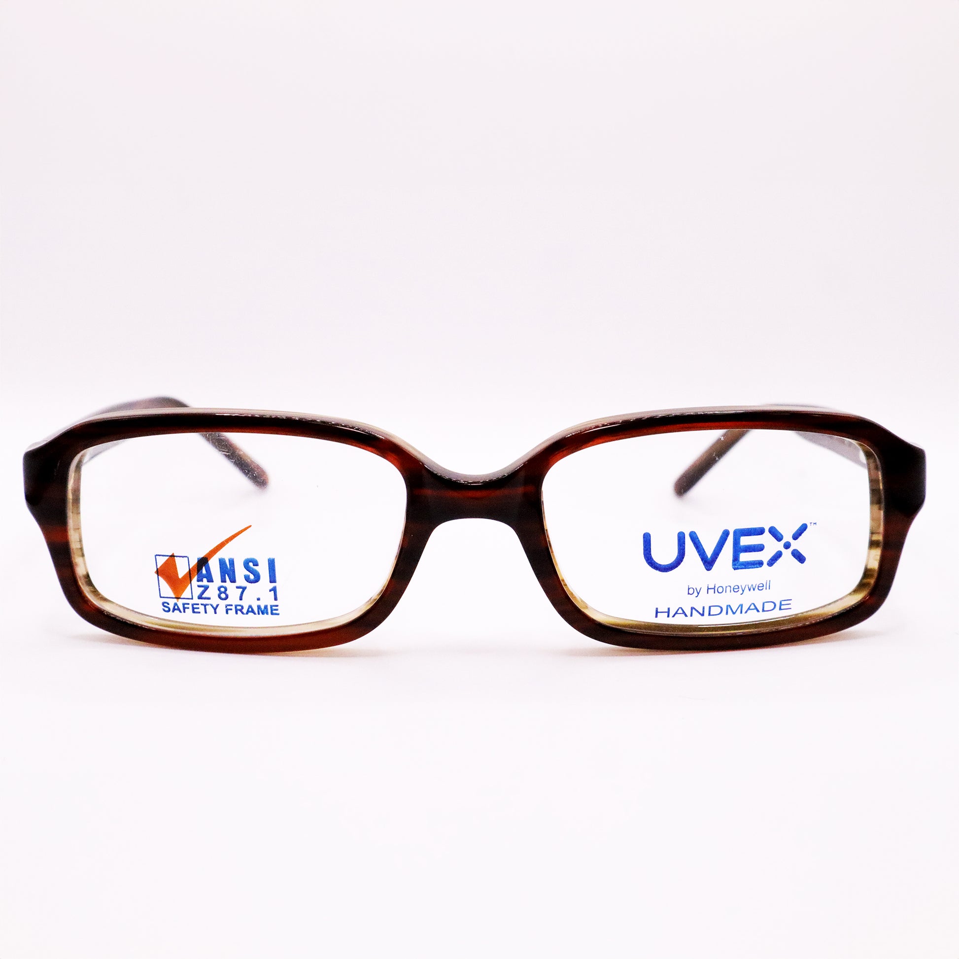 Titmus PC269 - BRN front